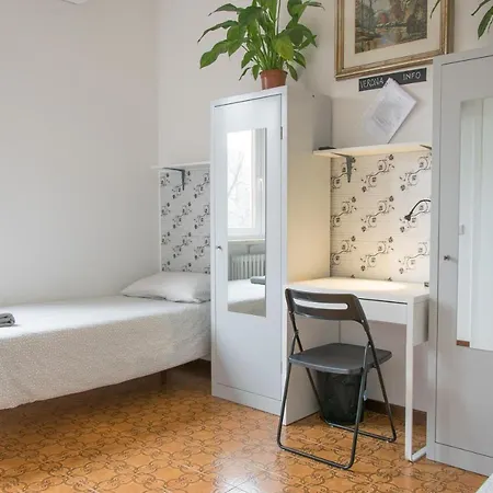 Posada Verona Hostel ゲストハウス