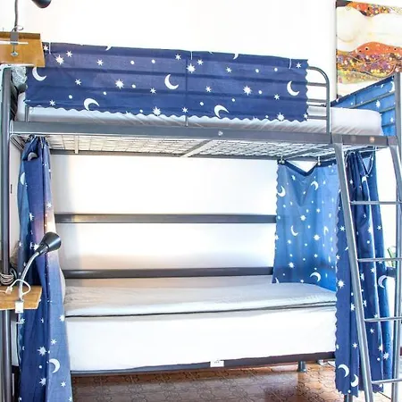 Posada Verona Hostel *